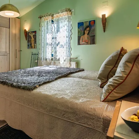 Blue House By El-pi Tours 펜션 *